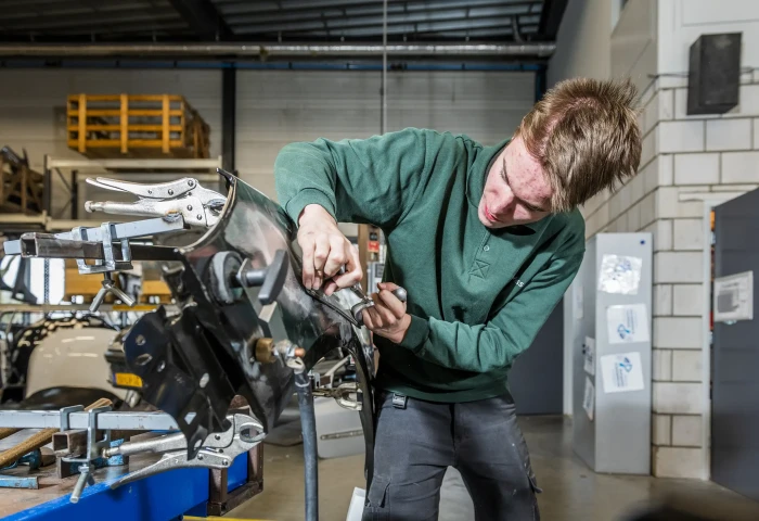 Summa Opleiding Allround technicus voertuigen Bedrijfsautotechnicus (bbl)