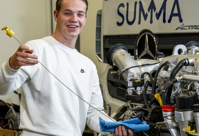 Basis technicus voertuigen Bedrijfsautotechnicus