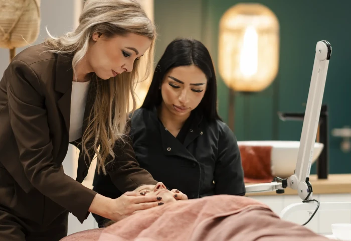 Schoonheidsspecialist Allround schoonheidsspecialist bol