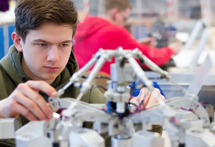Summa opleiding Technicus elektrotechnische systemen (bbl)