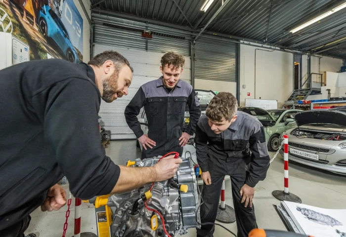 Summa Opleiding Technicus Automotive Engineering