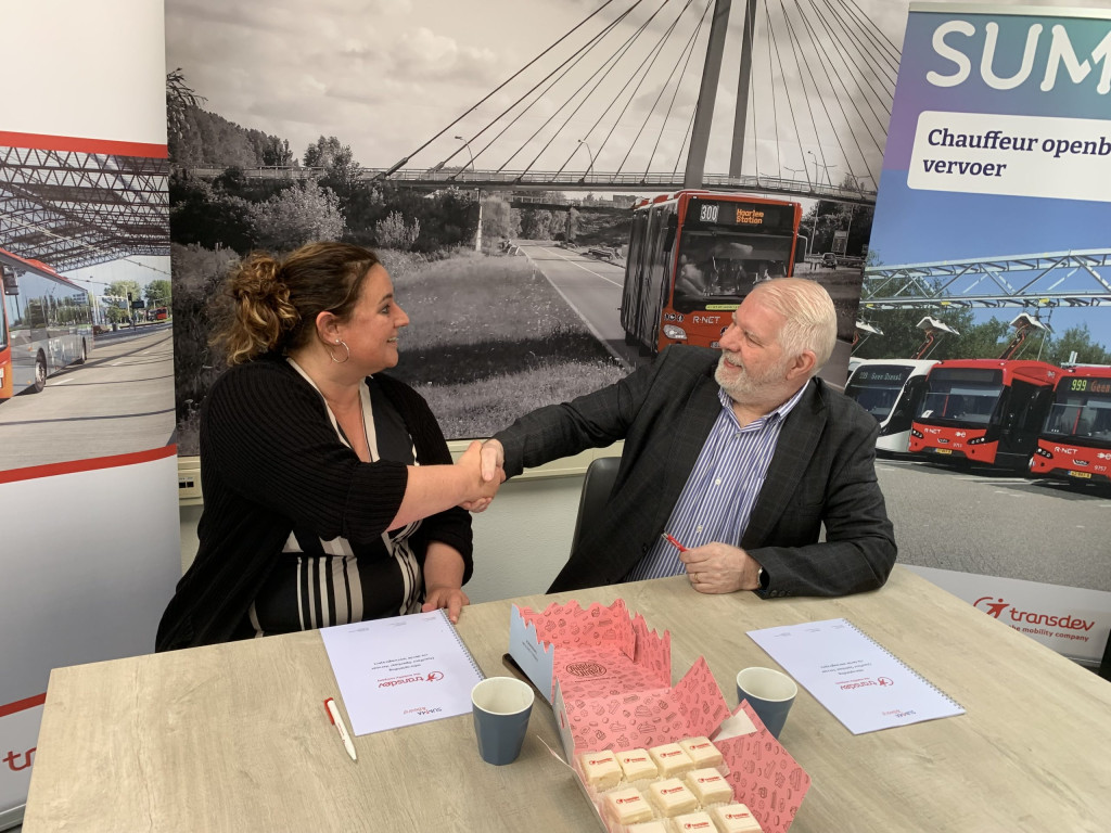 Transdev en Summa bundelen krachten voor unieke opleiding tot Chauffeur Openbaar Vervoer