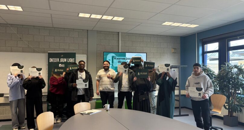 Van schulden naar succes: oud Summa-student helpt jongeren financieel op weg