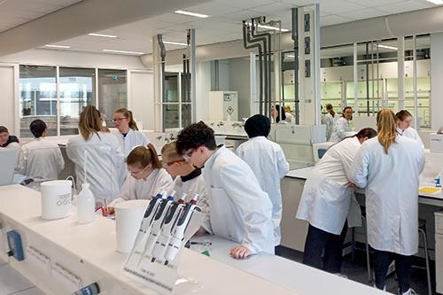 Bèta Tournament: een wedstrijd in het laboratorium