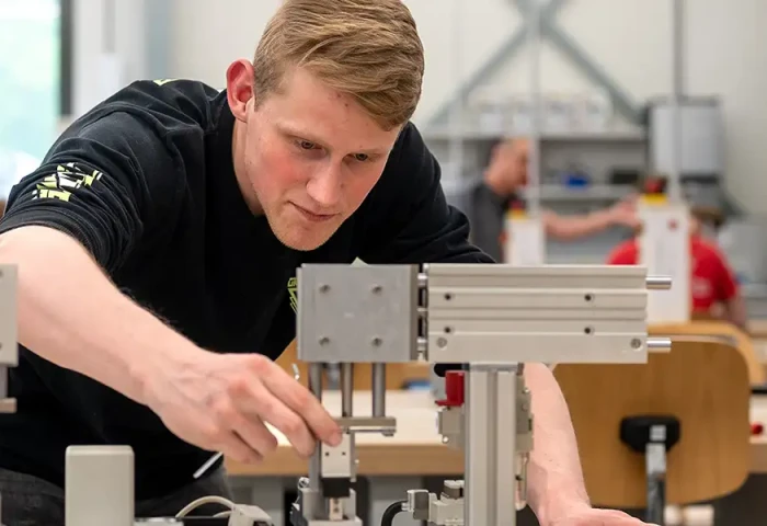 Summa - Techniek Eerste monteur mechatronica