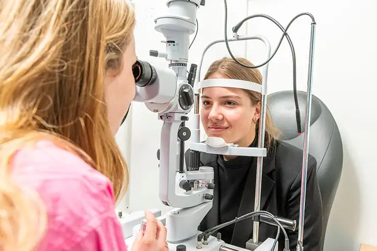Welke vakken krijg je om opticien te worden?