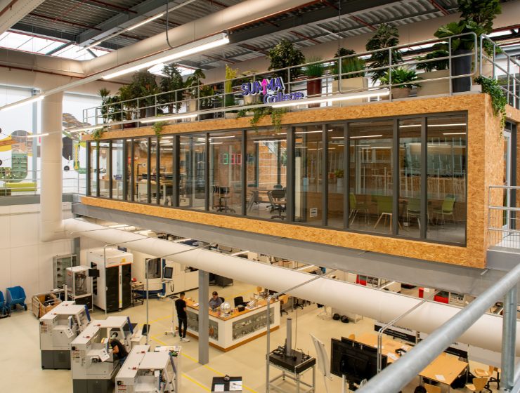 Industrie 4.0: De evolutie van technologie in bedrijven en onderwijs