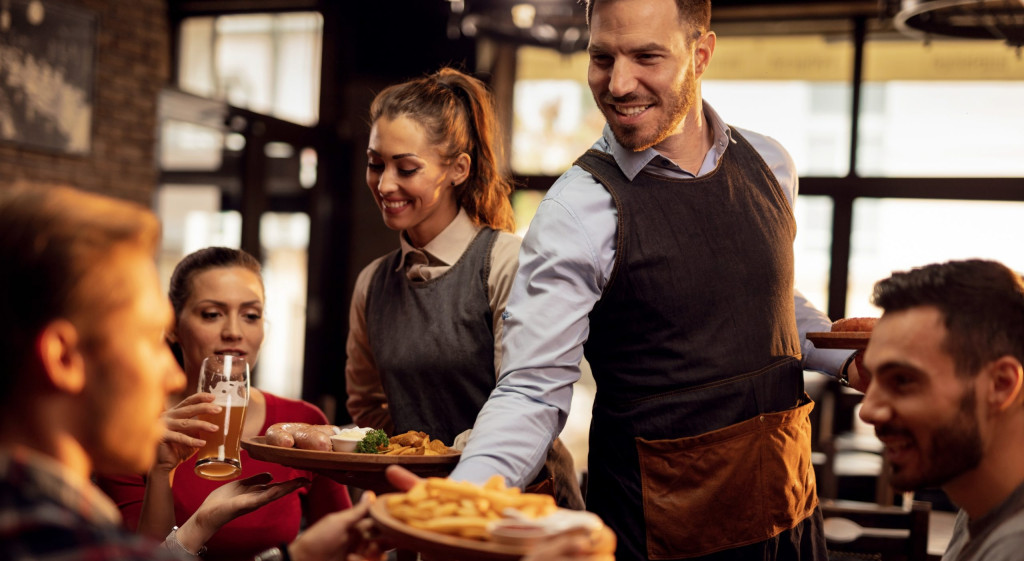Horeca is hard werken, maar de hele sfeer is zo gezellig