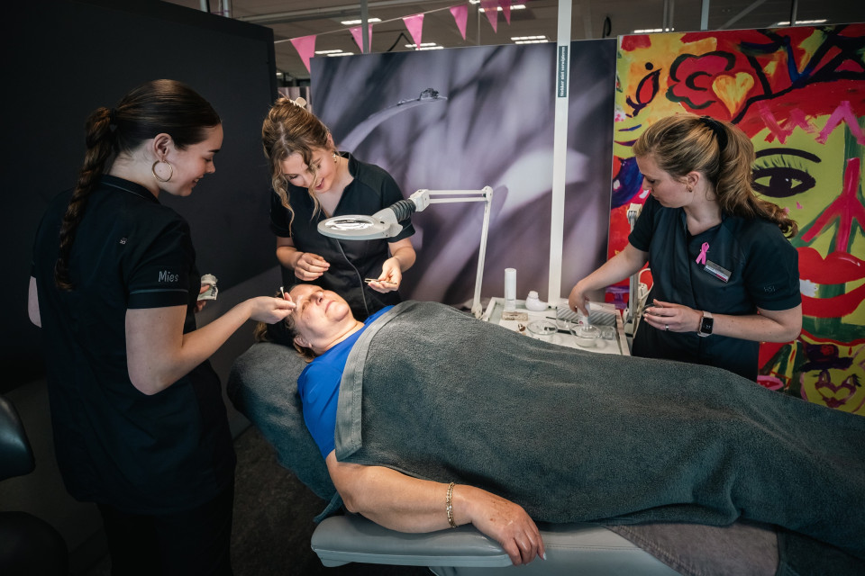 Studenten organiseren verwendag voor borstkankerpatiënten