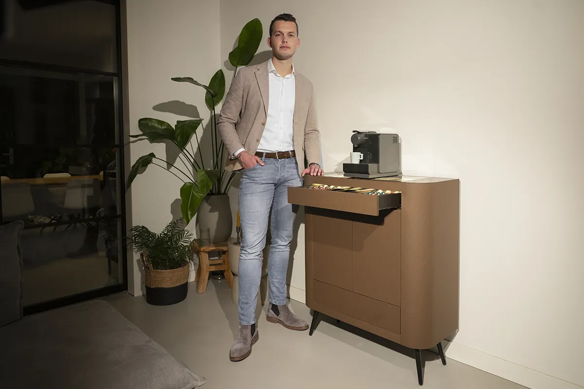 Summa Portret Meubel DDW - Niels Arts 06-10-2025 - Foto Dave van Hout