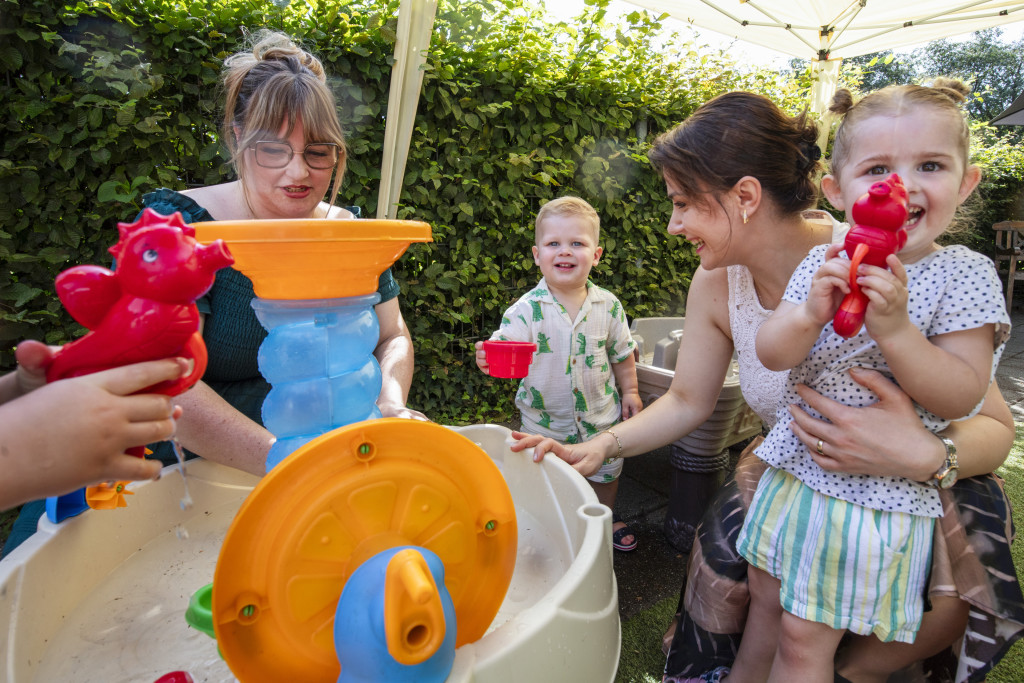 Gamze found a new future in childcare in the Brainport region.